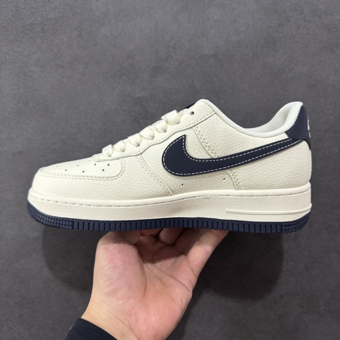 图片[2]-【定制版】海外限量发售！公司级Nike Air Force 1 \’07 Low “古驰联名——鬼脸米蓝”空军一号 低帮 运动鞋 休闲鞋 折边针车 工艺难度大 原楦头原纸板 原装鞋盒 定制五金配件 内置全掌气垫 原厂鞋底 货号：QW5836-006 尺码：36 36.5 37.5 38 38.5 39 40 40.5 41 42 42.5 43 44 44.5 45-选品中心