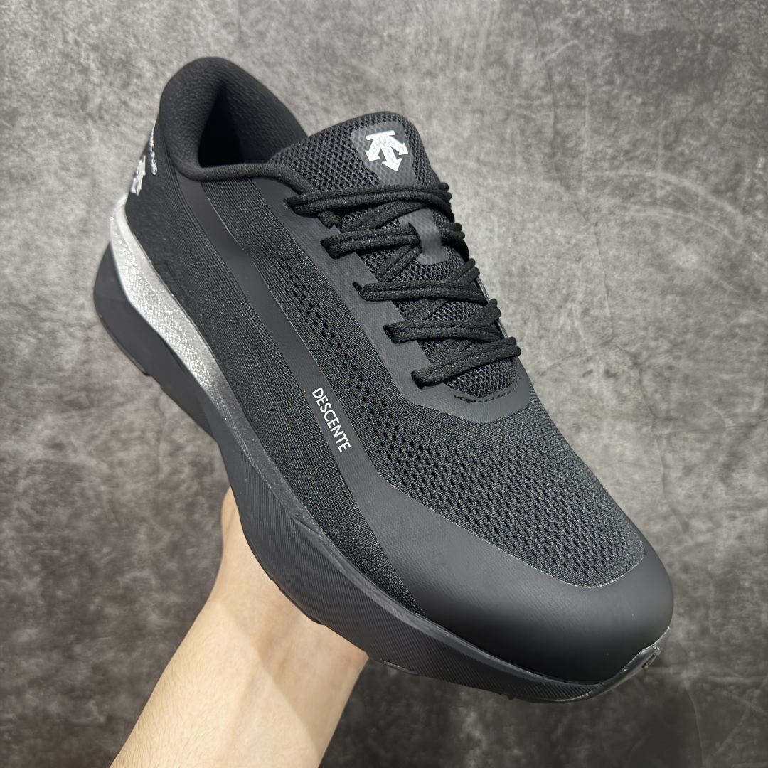 图片[3]-【公司级】DESCENTE DYNAMIC FLUID迪桑特轻盈缓震透气鞋面时尚休闲运动男子越野跑鞋 官方同步上架适合技术路线单日徒步穿着 aeriosflgtx鞋受到长途野外跑步鞋的启发 适合在变化的地形上进行快速轻快的徒步旅行穿着，舒适而有支撑性，使您充满信心。该设计与脚部融为一体，可最大限度地减少摩擦 尺码： 36-45-选品中心