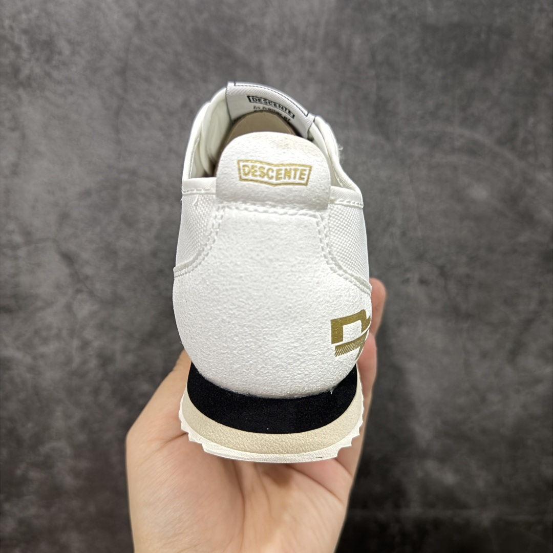 图片[4]-【纯原M版】DESCENTE CHRON 迪桑特 帆布一脚蹬 复古透气休闲鞋 轻松方便的一脚蹬设计 搭配轻质弹性鞋底 脚感舒适 简洁的帆布鞋面设计适用于多场景穿搭 适合技术路线单日徒步穿着， 舒适而有支撑性，使您充满信心 尺码：36-44（半）-选品中心