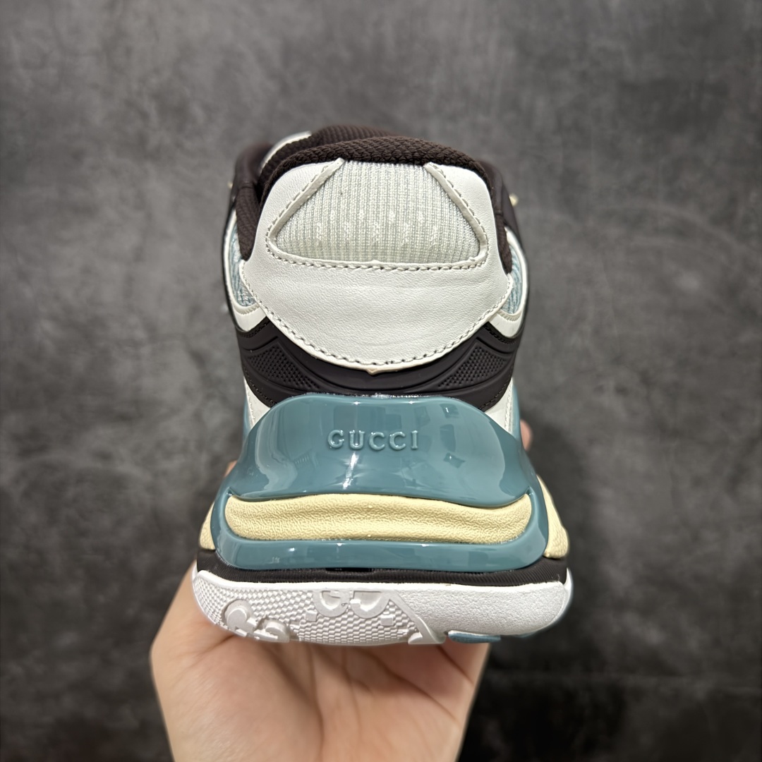 图片[4]-【广东纯原版本】GUCCI 古驰皮革圆头抽绳低帮生活休闲运动鞋 Gucci（古驰）是源于意大利的时装奢饰品牌，是全球奢侈品品牌之一。由古驰奥•古驰在1921年于意大利佛罗伦萨创办。古驰的严品包括时装、皮具、皮鞋、手表、领带、丝巾、香水、家居用品及宠物用品等，借由其独特的创意和革新，以及精湛的意大利工艺闻名于世。GUCCl品牌时装一向以高档、豪华、性感而闻名于世，以“身份与财富之象征”品牌形象成为富有上流社会的消费宠儿。古驰—-永恒而经典并深受明星们的青睐，品牌灵感源自演员，公主和名媛等杰出女性。 尺码：36 37 38 39 40 41 42 43 44 45-选品中心