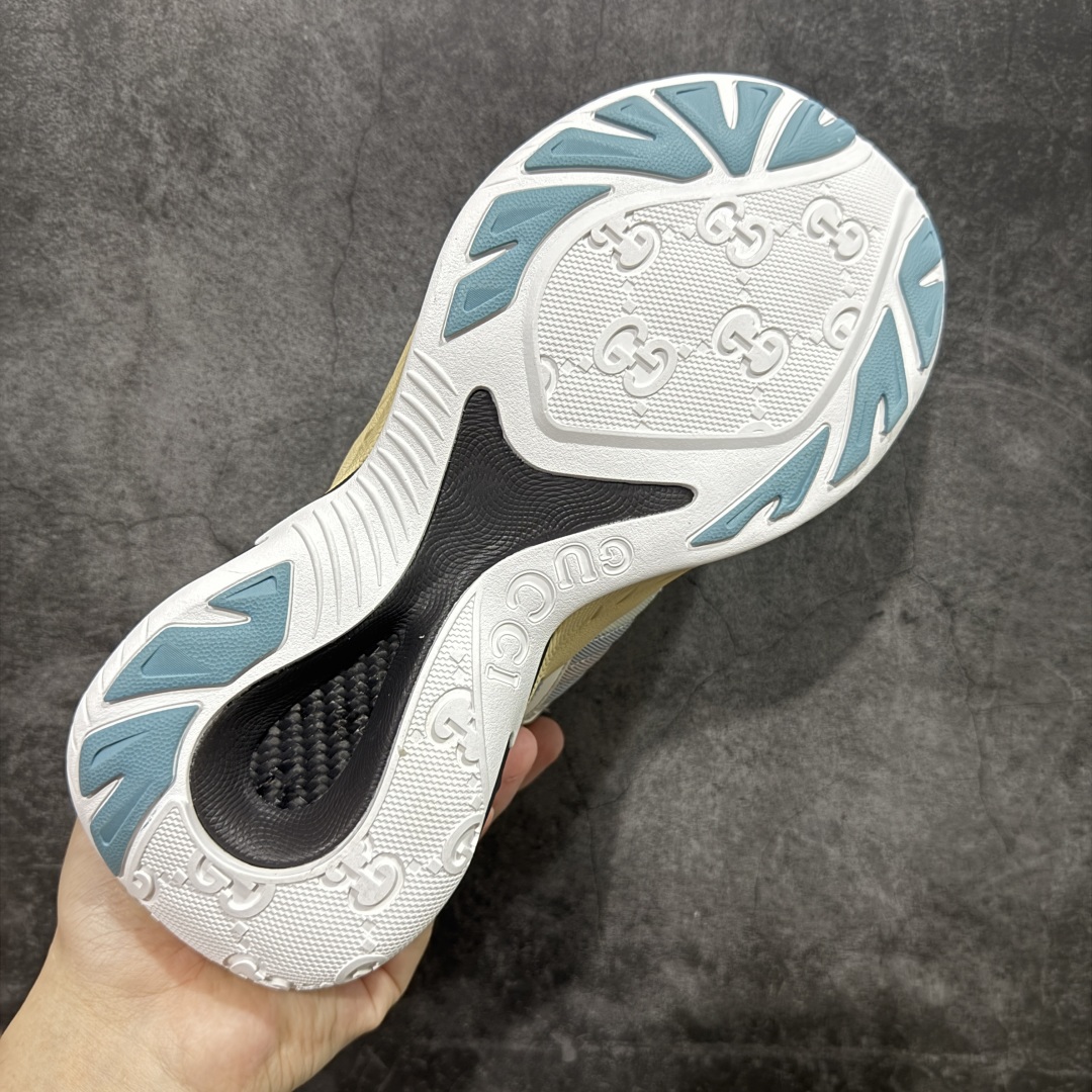 图片[9]-【广东纯原版本】GUCCI 古驰皮革圆头抽绳低帮生活休闲运动鞋 Gucci（古驰）是源于意大利的时装奢饰品牌，是全球奢侈品品牌之一。由古驰奥•古驰在1921年于意大利佛罗伦萨创办。古驰的严品包括时装、皮具、皮鞋、手表、领带、丝巾、香水、家居用品及宠物用品等，借由其独特的创意和革新，以及精湛的意大利工艺闻名于世。GUCCl品牌时装一向以高档、豪华、性感而闻名于世，以“身份与财富之象征”品牌形象成为富有上流社会的消费宠儿。古驰—-永恒而经典并深受明星们的青睐，品牌灵感源自演员，公主和名媛等杰出女性。 尺码：36 37 38 39 40 41 42 43 44 45-选品中心