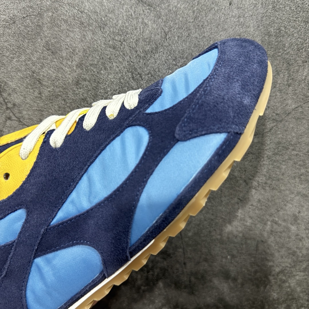 图片[6]-【莞产礼盒版】BOTTEGA VENETA Orbit Runner BV葆蝶家时尚休闲王一博同款老爹鞋运动鞋 原版开发 一比一打造 高端礼盒装 相似度百分之99以上 市场一梯队级别品质 区别市场任何标文顶级品质版本 采用轻质科技网布面料 搭配几何图案设计橡胶外底 王炸系列 高版本 认准套包工艺 实际增高很多哦 还是一样显腿细非常nice 耐玩耐造 对标对版 套包鞋工艺 认准高版本 大底选用拼色TPU大底 配置原版包装 尺码：35 36 37 38 39 40 41 42 43 44 45-选品中心