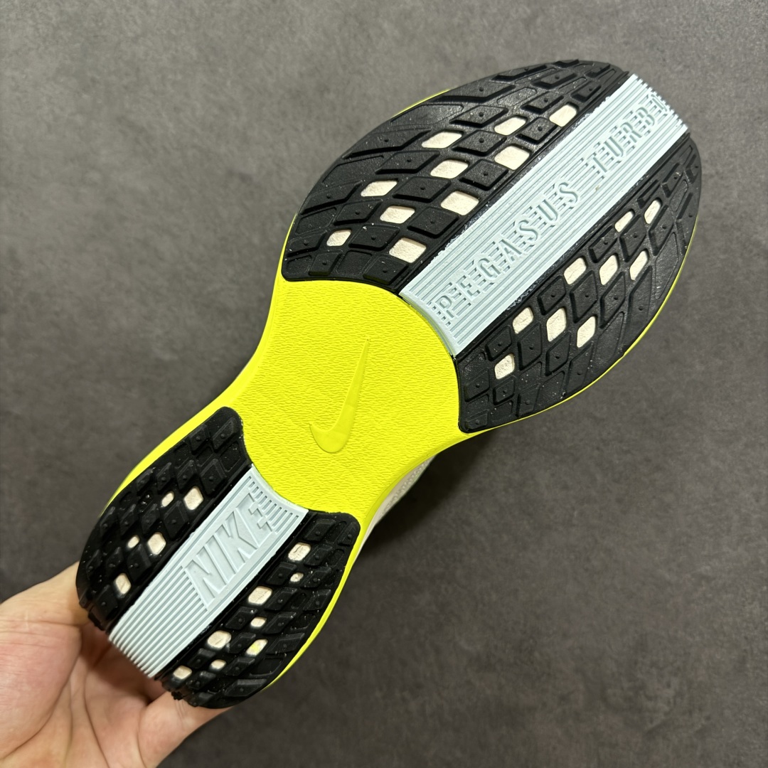 图片[9]-【公司级】Nike Air Zoom Pegasus Plus 耐克飞马加强版系列低帮马拉松休闲运动慢跑鞋 升级原楦原纸版数据开发 采用弹性 Flyknit 飞织鞋面材质 内里嵌入定型海绵 全掌型 ZoomX 泡绵中底 外置防滑耐磨橡胶底片 货号：HQ3451-101 尺码：36 36.5 37.5 38 38.5 39 40 40.5 41 42 42.5 43 44 45-选品中心