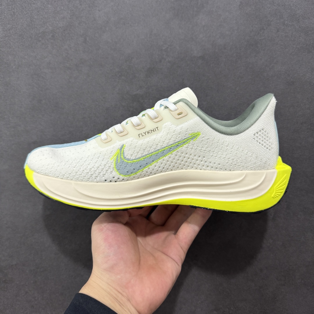 图片[2]-【公司级】Nike Air Zoom Pegasus Plus 耐克飞马加强版系列低帮马拉松休闲运动慢跑鞋 升级原楦原纸版数据开发 采用弹性 Flyknit 飞织鞋面材质 内里嵌入定型海绵 全掌型 ZoomX 泡绵中底 外置防滑耐磨橡胶底片 货号：HQ3451-101 尺码：36 36.5 37.5 38 38.5 39 40 40.5 41 42 42.5 43 44 45-选品中心