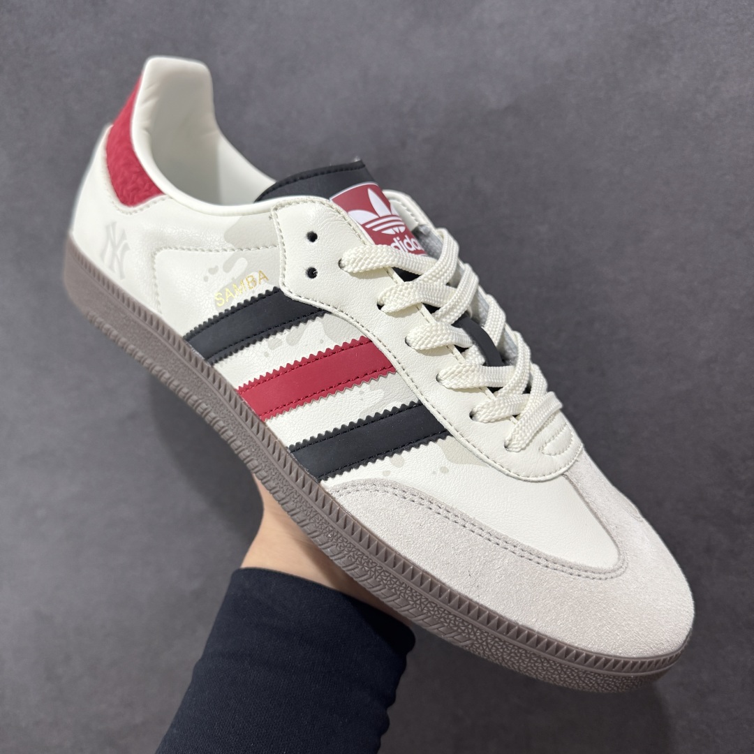 图片[3]-【定制版】adidas originals Samba OG x MLB 桑巴舞系列复古经典轻便板鞋 此款以简约大方的造型设计 给人以随性休闲的时尚格调 穿着舒适轻便，运动灵活自如 满足日常个性穿搭 货号：GJ75812 尺码：36 36.5 37 38 38.5 39 40 40.5 41 42 42.5 43 44 44.5 45-选品中心