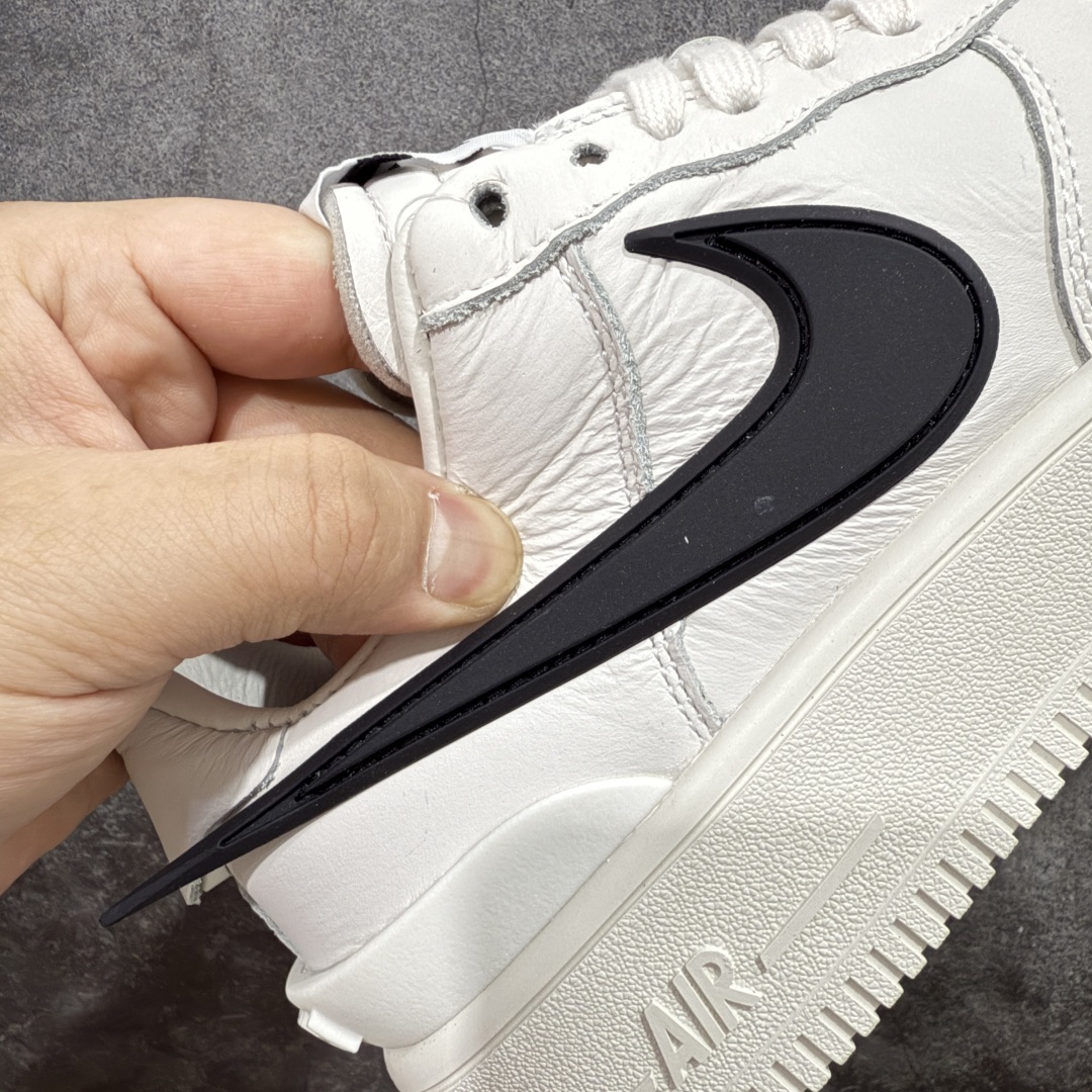 图片[3]-【OWF外贸版】Ambush x AF1 Air Force 1 Low 空军一号低帮运动板鞋 联名大钩白色 DV3464-002 独家正确版 完美出品 高端外贸 零售客户首选 AMBUSH X AF1 Low 联名款 第一色已入库 后续配色陆续出 顶流 原鞋开版 耗时3个月匠心打造 原厂进口纳帕皮料 人工甩皮 全新正确RB原大底 上手上脚复刻正品质感 尺码： 36-47.5-选品中心