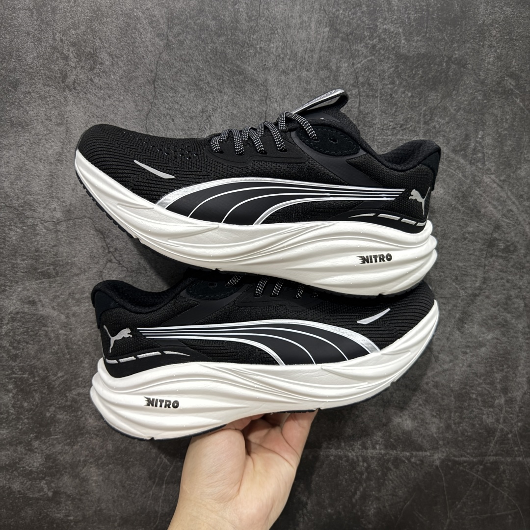 
【纯原版】彪马彪破3 PUMA MAGNIFY NITRO 3代 
PUMA跑鞋为跑步蓄
能，功能性和
