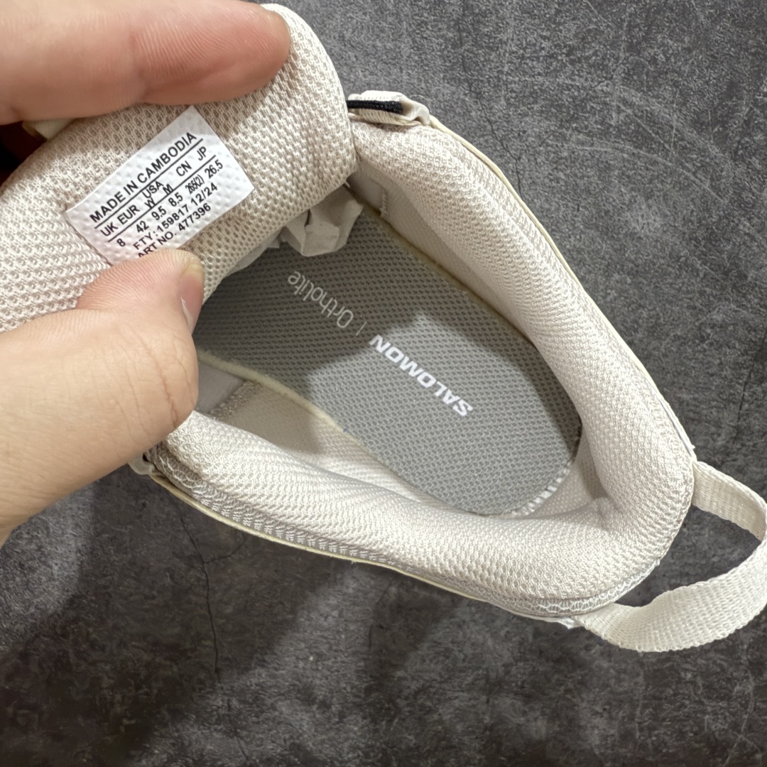 图片[7]-【666版本】SALOMON 萨洛蒙 XA PRO 3D 户外运动 网布减震防滑透气 低帮跑步鞋 男女同款 白色 477396 全新品质 巅峰之作 所有配色均购物原版拆解1：1开发 原材料打造 非市场公版便宜货 私模大底 清洁度比市场所有版本都高 全套原纸板楦头开发 原厂网布配套 确保原汁原味 完美呈现版型 原档数据独家私模五层组合大底 男女鞋同步官方开发至46 原装Ortholite轻量化鞋垫 中底布带钢印编号 原厂TPU锁扣 进口港宝加持 后跟自然饱满 还原公司包裹性 鞋面采用SENSIFT贴合技术 全方位贴合包裹脚型 鞋跟部鞋底牵引设计 提供强大的抓地性能 更适应野外崎岖不平的道路 其3D ADVANCED CHASSIS底盘 材料轻量大化 钉齿设计更具稳定性 防护性 鞋底易磨损区运用CONTAGRIP高耐磨材料 应对城市硬质路面长距离跑考验 尺码：36 36.5 37.5 38 38.5 39 40 40.5 41 42 42.5 43 44 45 46-选品中心