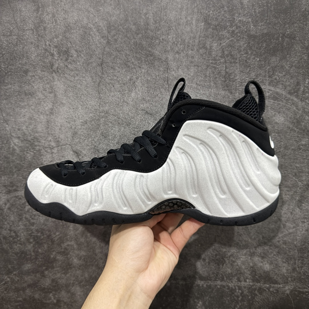 图片[2]-【莞产纯原】Nike Air Foamposite One “Triple White” 市售最强品质 莞产顶级品质 灰狼喷 HF0794-001 内置Zoom气垫 鞋型发泡360度无死角 中底完美注胶 原厂碳纤维加持 尺码：40 40.5 41 42 42.5 43 44 44.5 45 46 47.5-选品中心