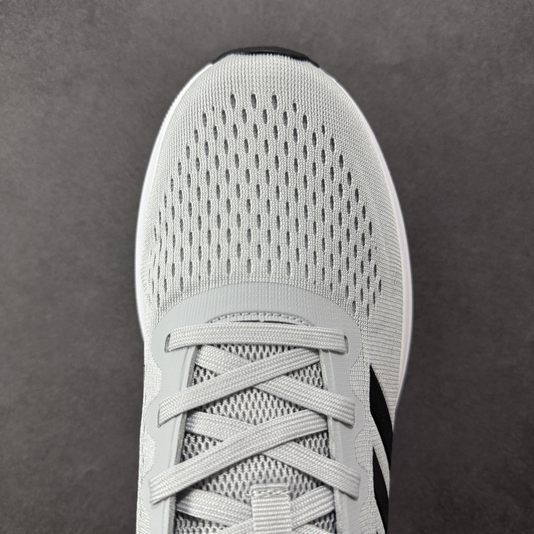 图片[8]-【公司级】AD Supernova Rise 阿迪全新休闲轻跑鞋 款鞋采用了Dreamstrike+ 中底 将缓冲材质与柔软的织物相结合 以最大限度地减少刺激性摩擦和慢跑后水泡的可能性 在美学方面 Supernova Rise 从自然和生物中汲取灵感 如深色底色和半绿色细节 货号：D68965 尺码：40-45-选品中心