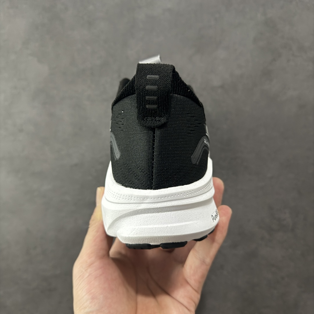 图片[4]-【公司级】Asics Gel-Kayano 32 亚瑟士卡亚诺32代低帮专业有氧超轻量休闲运动全能慢跑鞋 全球知名运动品牌ASICS正式推出新款GEL-KAYANO 32跑鞋，旨在通过全新稳定结构以提升产品可适性，满足跑者的足部稳定需求，让每一位跑者从起跑到结束都能够感受到焕然一新的稳定性与舒适性，从而帮助更多人找到身心平衡，获得自在舒适的健康生活方式。秉持着ASICS亚瑟士的设计哲学，全新一代GEL-KAYANO 32应运而生。为进一步升级产品的稳定性，GEL-KAYANO 采用了全新4D引导系统，通过内侧稳定装置提升可适性，满足足部稳定需求，帮助足弓迅速返回到平衡位置。作为基于生物力学研究打造的全新稳定结构，4D引导系统不仅提升了跑鞋对双脚的支撑性，它还将人体不同的运动状态纳入设计考量，帮助跑者在多种跑动强度下获得充足的稳定性和理想的舒适度。 尺码：36 37 37.5 38 39.5 40 40.5 41.5 42 42.5 43.5 44 44.5 45-选品中心