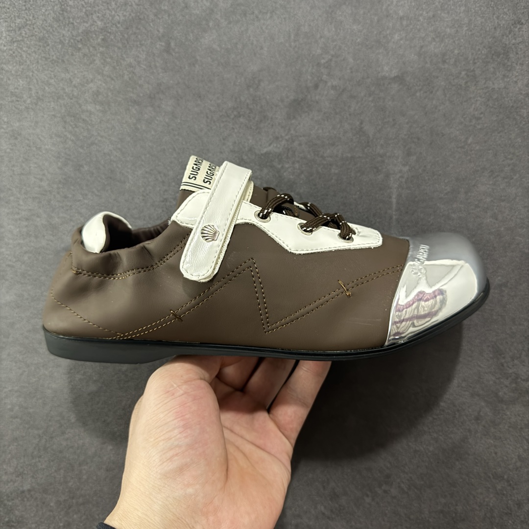 【公司级】新晋潮流鞋靴品牌GGCC夏季新款 【鞠婧祎同款】GG-CC x SugarSu酥履联名 玛丽珍芭蕾舞鞋 夏季踏青舒适度和少女感我都要 撞色鞋面和着地软弹舒适轻便鞋底 日常通勤 户外徒行 甜辣静雅皆可适配~ 舒适度满分:软糯鞋垫!走路不累脚,运动、逛街都能轻松驾驭 尺码:35 36 37 38 39 40-选品中心