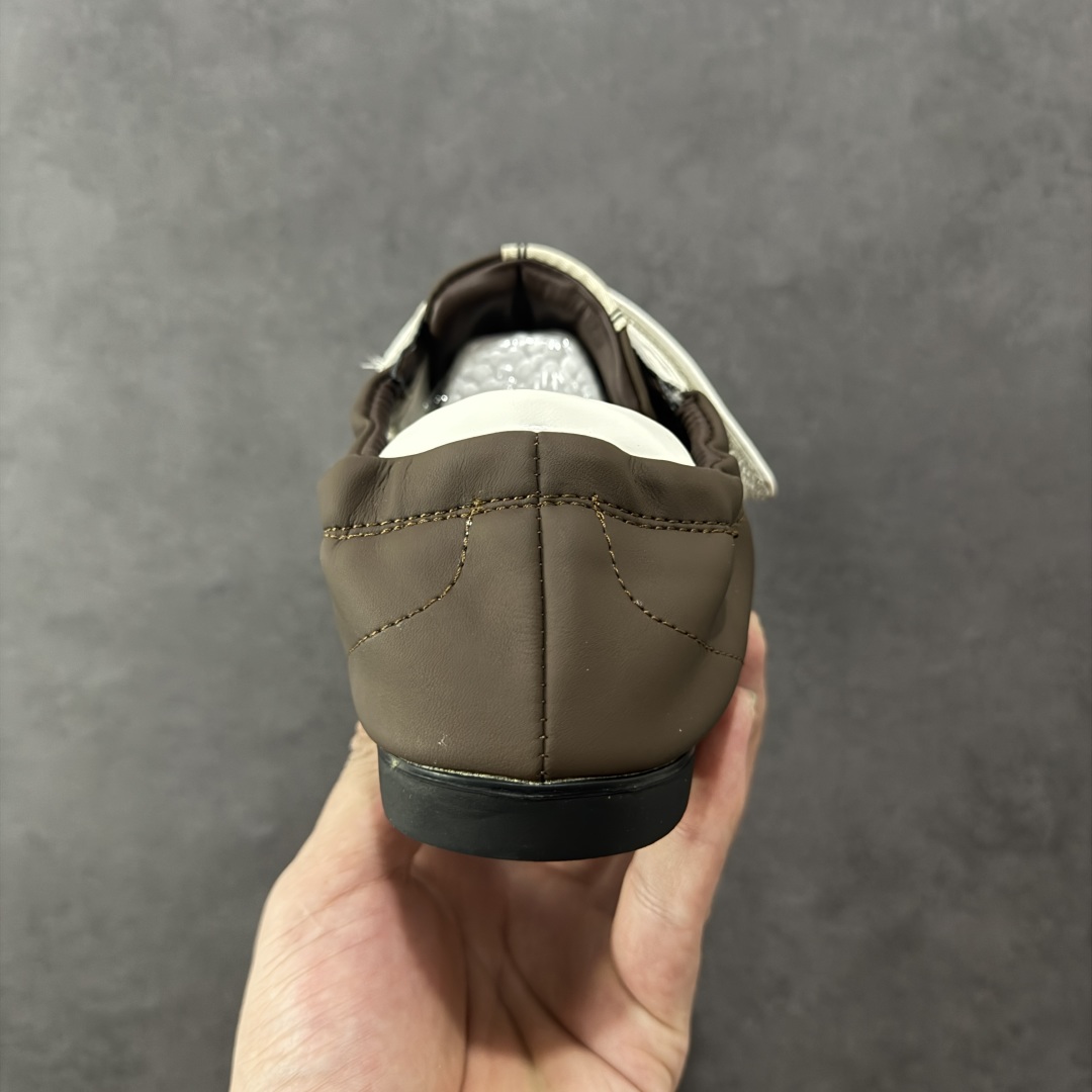 图片[4]-【公司级】新晋潮流鞋靴品牌GGCC夏季新款 【鞠婧祎同款】GG-CC x SugarSu酥履联名 玛丽珍芭蕾舞鞋 夏季踏青舒适度和少女感我都要 撞色鞋面和着地软弹舒适轻便鞋底 日常通勤 户外徒行 甜辣静雅皆可适配~ 舒适度满分：软糯鞋垫！走路不累脚，运动、逛街都能轻松驾驭 尺码：35 36 37 38 39 40-选品中心