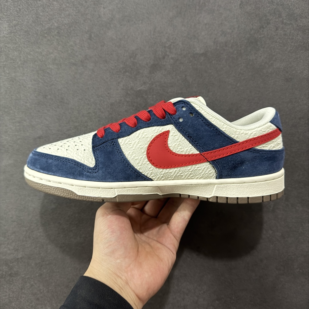 图片[2]-【定制版】海外爆款限量发售！高端定制Nike SB Dunk Low “Supreme联名—帆布白蓝红钩”高端定制 低帮休闲板鞋 定制鞋盒 大厂纯原品质出货 超高清洁度 皮料切割干净无任何毛边 细节完美 货号：XD1588-220 尺码：36 36.5 37.5 38 38.5 39 40 40.5 41 42 42.5 43 44 44.5 45-选品中心