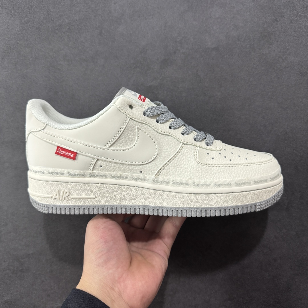 【定制版】Nike Air Force 1\'07 Low Supreme联名 米灰弹幕 空军一号低帮休闲板鞋 XX3168-205  #原楦头原纸板 原装鞋盒 定制五金配件 内置全掌气垫 原厂鞋底   尺码:36 36.5 37.5 38 38.5 39 40 40.5 41 42 42.5 43 44 44.5 45-选品中心