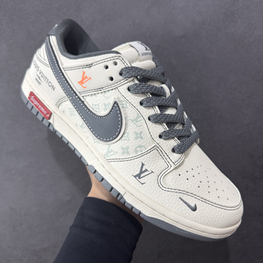 图片[3]-【定制版】Nike SB Dunk Low 双勾三方联名 周年高端定制 低帮休闲板鞋 YX5066-363  #定制鞋盒 大厂纯原品质出货 超高清洁度 皮料切割干净无任何毛边 细节完美   尺码：36 36.5 37.5 38 36.5 39 40 40.5 41 42 42.5 43 44 44.5 45-选品中心