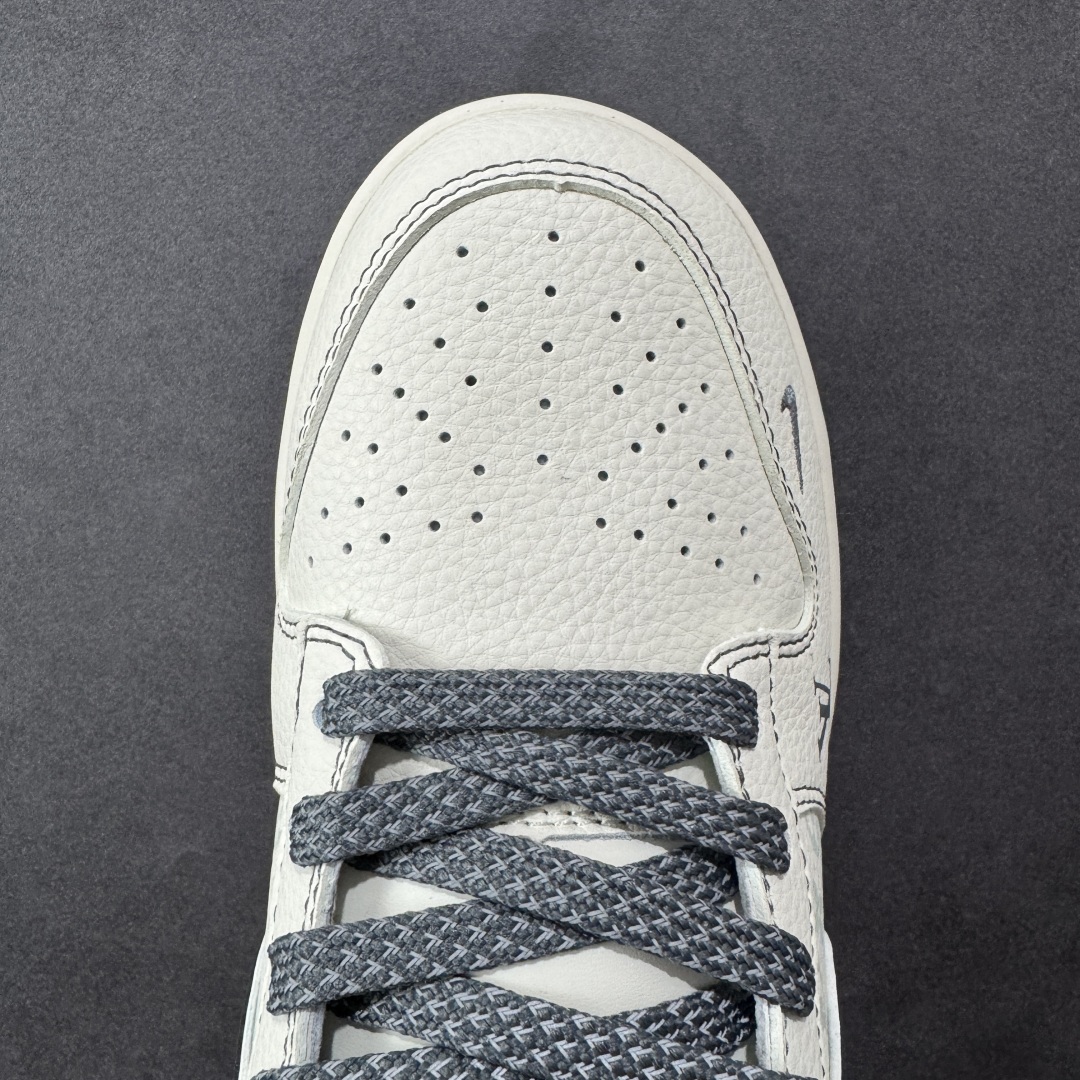 图片[8]-【定制版】Nike SB Dunk Low 双勾三方联名 周年高端定制 低帮休闲板鞋 YX5066-363  #定制鞋盒 大厂纯原品质出货 超高清洁度 皮料切割干净无任何毛边 细节完美   尺码：36 36.5 37.5 38 36.5 39 40 40.5 41 42 42.5 43 44 44.5 45-选品中心