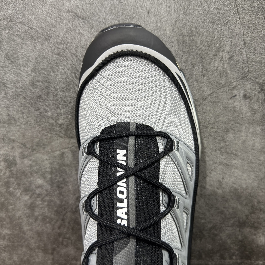 图片[5]-【PZ纯原】SALOMON XT-6 Expanse 萨洛蒙潮流越野机能户外功能鞋 灰黑 416722 全新版本出货 好货不怕晚 品质 细节 材料都是肉眼可以见！ 售前售后也是其它工厂无法匹敌！ 纯原外贸平台特供订单 耗时半年巨作 全套原纸板楦头开发 原厂特供网布配套加持 确保原汁原味 完美呈现版型 原档数据独家私模五层组合大底 原装Ortholite轻量化鞋垫 中底布带钢印编号 原厂TPU锁扣 进口港宝加持 后跟自然饱满 还原公司包裹性 鞋面以“锯齿”状的包裹系统呈现 在基色底之下加入了各种色点缀 将公司的最新技术和时尚前卫的造型融入耐用的长跑款式中 鞋面由 TPU 薄膜制成 并焊接在高耐磨网眼上 使其既时尚又坚固 由 ACS底盘支撑 可增强稳定性和支撑力 以及由橡胶凸耳 Contragrip外底覆盖的 EVA 缓冲中底 旨在应对崎岖的地形 鞋舌上的彩色Salomon 标签、Quicklace 系统以及鞋头、鞋舌和鞋跟上的附加品牌使细节更加完美 让穿着者可以轻松驾驭户外与通勤下的任何运动生活场景 无缝鞋身户外随意纵横 颜值与脚感兼备 出街通勤 绝对非常吸睛 你值得拥有 尺码：36 36.5 37.5 38 38.5 39 40 40.5 41 42 42.5 43 44 44.5 45-选品中心