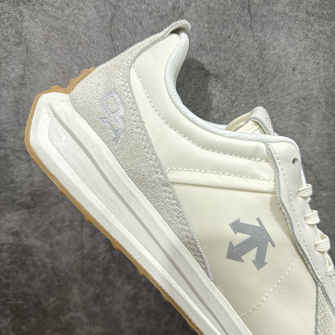 
【纯原版】迪桑特DESCENTE Chron TRAINER 米白

市面最优品质 区别市场版本
DE