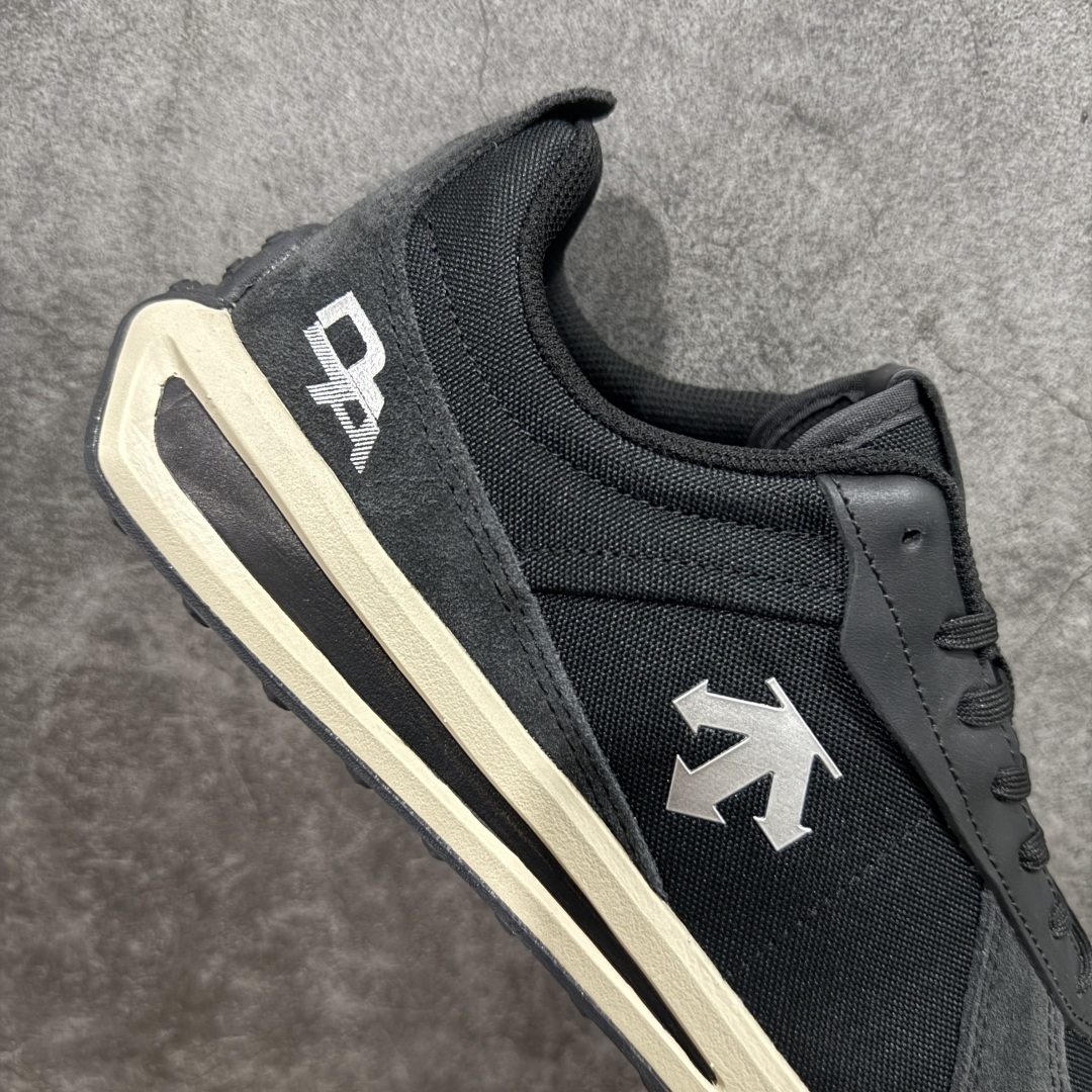 
【纯原版】迪桑特DESCENTE Chron TRAINER 黑色

市面最优品质 区别市场版本
DE