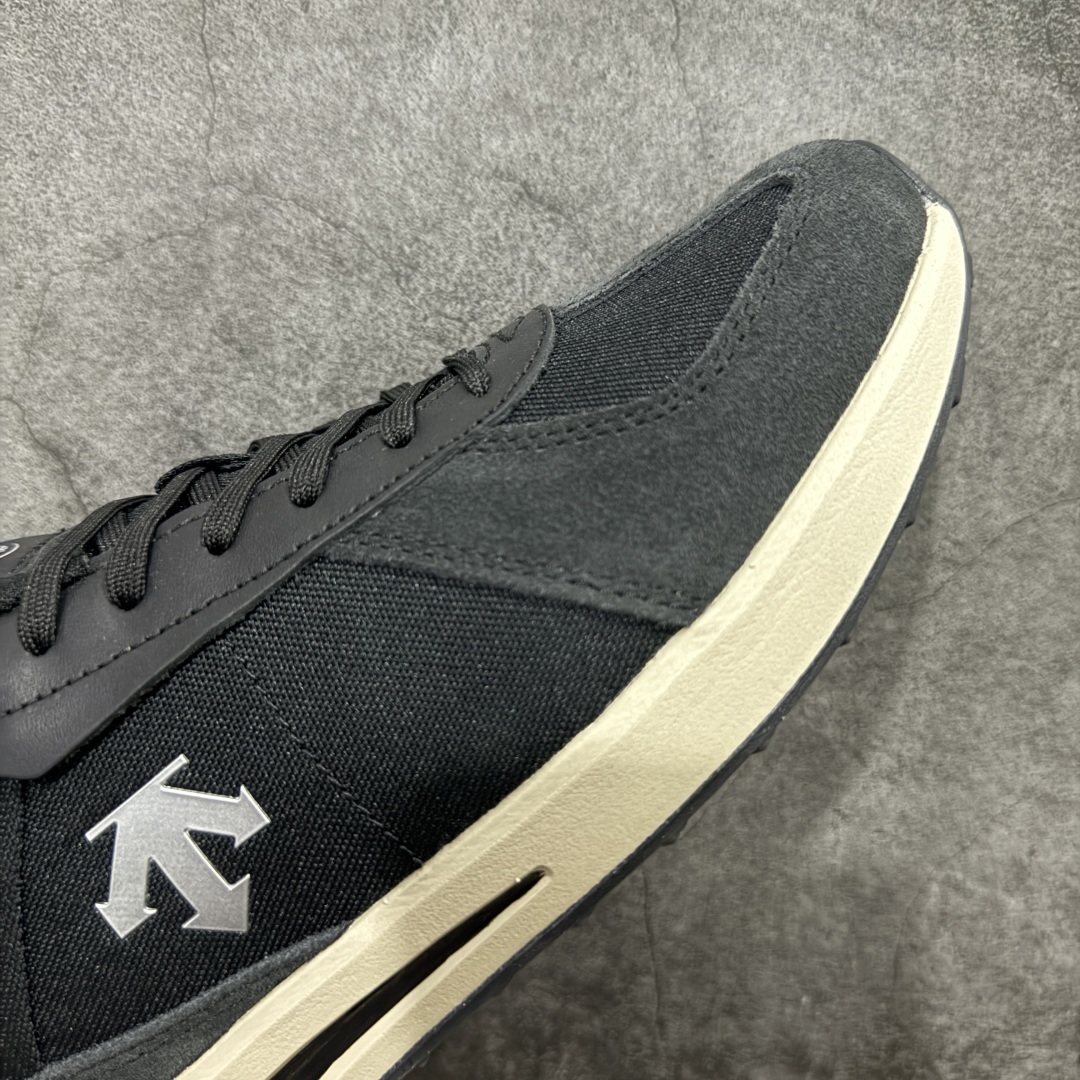 
【纯原版】迪桑特DESCENTE Chron TRAINER 黑色

市面最优品质 区别市场版本
DE