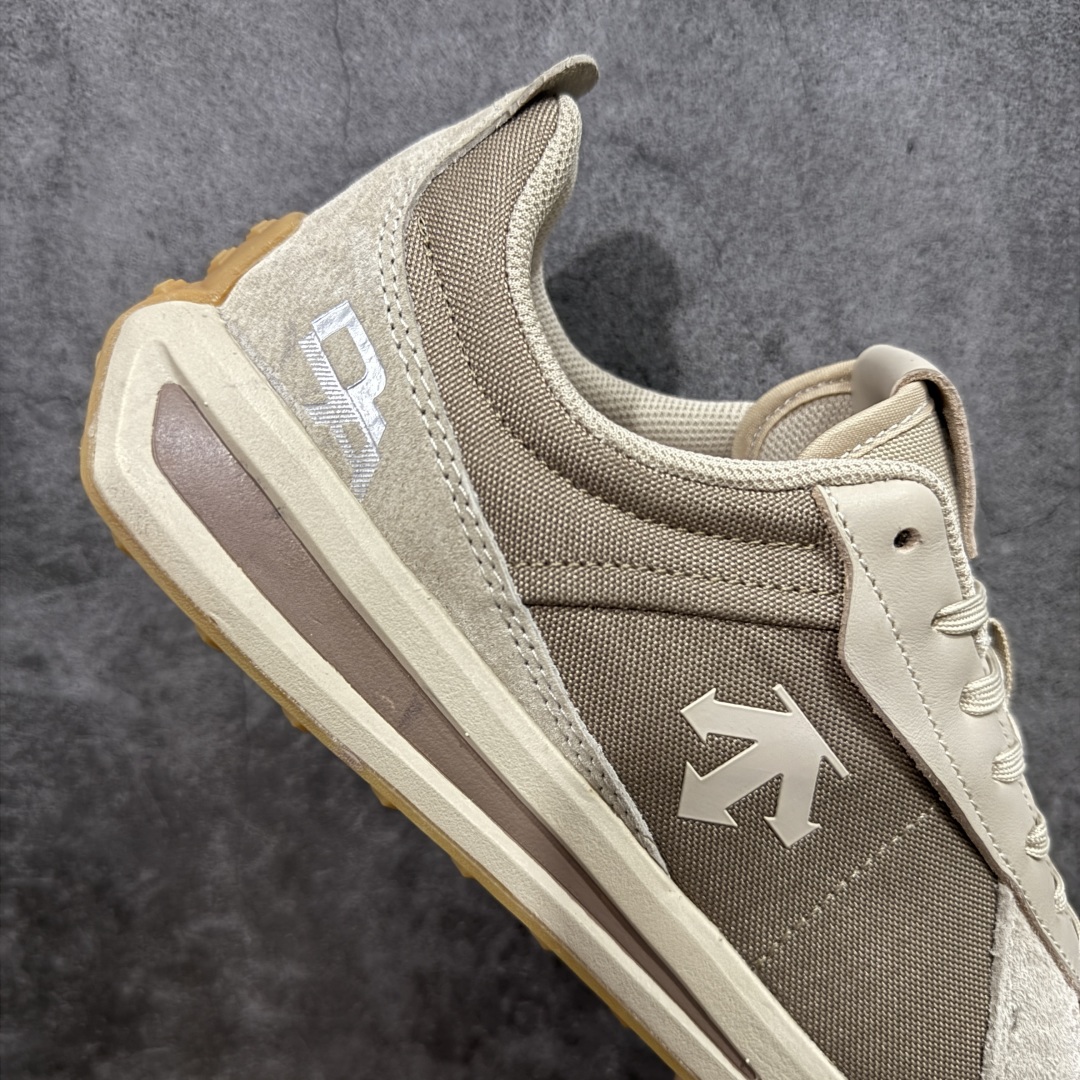 
【纯原版】迪桑特DESCENTE Chron TRAINER 白灰

市面最优品质 区别市场版本
DE