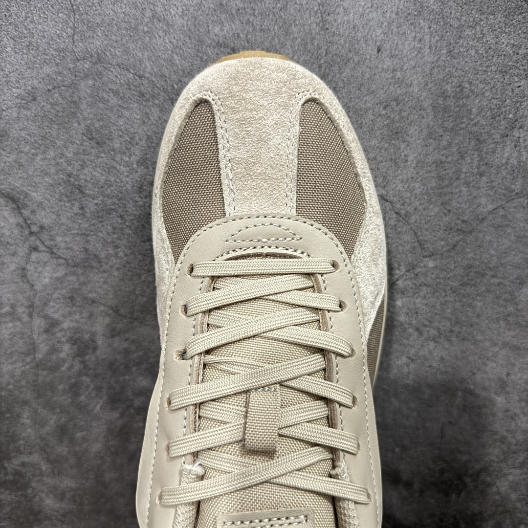 
【纯原版】迪桑特DESCENTE Chron TRAINER 白灰

市面最优品质 区别市场版本
DE