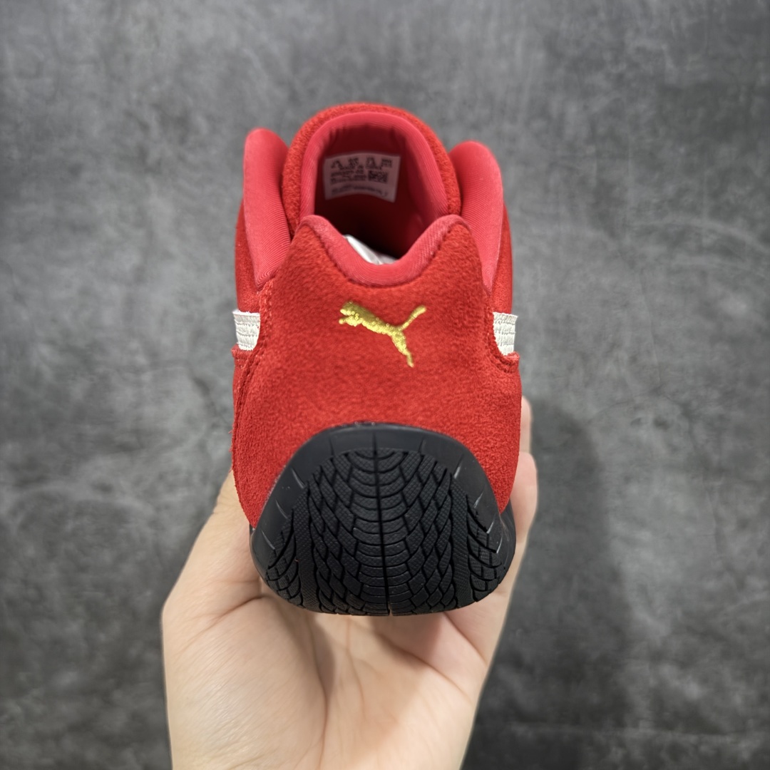 图片[4]-【渠道纯原版】Puma Speedcat OG Sparco 彪马罗马阿莫尔系列 复古运动休闲赛车跑鞋 红白皮标logo款 目前市场最优版本 无论是版型 细节 烫金走线 完全碾压市场任意版本 欢迎对比🆚 工厂耗时3个月开发 原装档案原数据纸版楦型 采用固色翻毛皮鞋面材质(正确二次成型\’猛帮\’成型工艺🆚区别市面版本!!) 外置原数据开发轻量耐磨橡胶大底💪🏻 全球知名运动品牌PUMA宝马赛车系列 融合了宝马车队的标志性配色 以趣味十足又前卫复古的设计引领潮流 将赛道精神融入街头时尚 开启前卫竞速之旅 主打前卫复古风 Roma鞋款的鞋侧以复古的流线造型 缀以宝马经典Logo 巧妙吸睛 而Speedcat鞋款以亮眼三色条纹元素缀以舒适鞋面 赋予了独特的个性美学 演绎赛车的无尽能量 尺码：35.5-45 货号：406329-02-选品中心