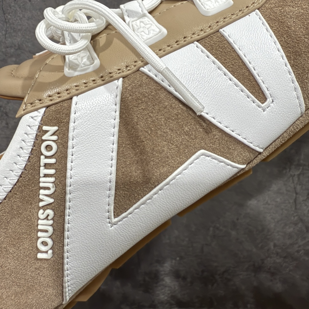 图片[3]-【专柜版/海淘代购】Louis Vuitton 春夏 Sneakerina LV 路易威登 系列运动鞋 德训鞋 平底鞋休闲鞋 海淘代购同渠道品质 高端零售 外贸充正专供 高端礼盒 市场最强级别没有之一💪🏻 原版购入开发 ZP级全套包装 完美楦型 正确卡色 质感媲美原版 细节与原版一致 请注意区分市面通货材 尺码：35 36 37 38 39 40-选品中心