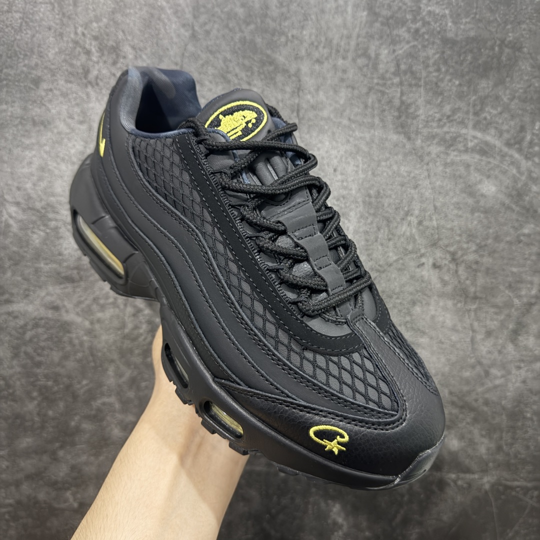 图片[3]-【EM纯原/小绿x】Corteiz x NK Air Max 95 联名复古舒适气垫运动鞋 FB2709-003 全部配色 原鞋开发生产 高度还原 一眼ZP既视感 男女鞋真标半码制 原楦原纸版数据开发 环保进口透气牛皮革材质 高弹EVA缓震中底组合开窗式Air气垫装置 外置防滑耐磨橡胶外底❗ 尺码：36 37.5 38 38.5 39 40 40.5 41 42 42.5 43 44 44.5 45 46 47.5-选品中心