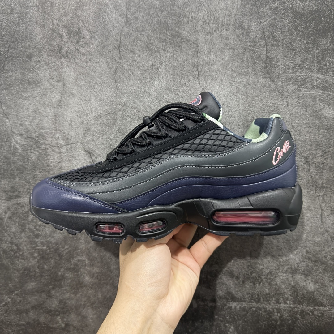 图片[2]-【EM纯原/小绿x】Corteiz x NK Air Max 95 联名复古舒适气垫运动鞋 FB2709-001 全部配色 原鞋开发生产 高度还原 一眼ZP既视感 男女鞋真标半码制 原楦原纸版数据开发 环保进口透气牛皮革材质 高弹EVA缓震中底组合开窗式Air气垫装置 外置防滑耐磨橡胶外底❗ 尺码：36 37.5 38 38.5 39 40 40.5 41 42 42.5 43 44 44.5 45 46 47.5-选品中心