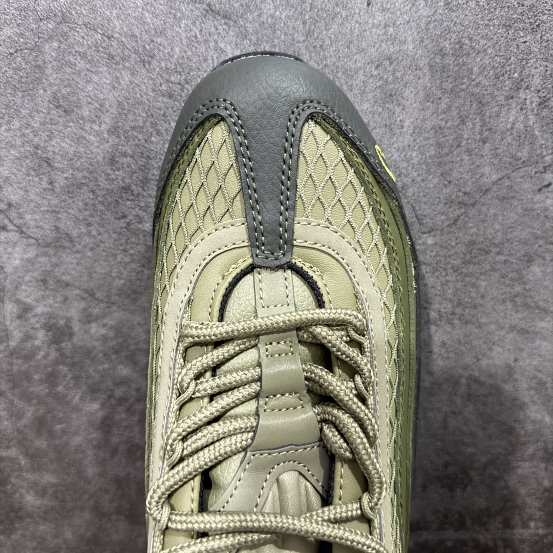 图片[5]-【EM纯原/小绿x】Corteiz x NK Air Max 95 联名复古舒适气垫运动鞋 FB2709-300 全部配色 原鞋开发生产 高度还原 一眼ZP既视感 男女鞋真标半码制 原楦原纸版数据开发 环保进口透气牛皮革材质 高弹EVA缓震中底组合开窗式Air气垫装置 外置防滑耐磨橡胶外底❗ 尺码：36 37.5 38 38.5 39 40 40.5 41 42 42.5 43 44 44.5 45 46 47.5-选品中心