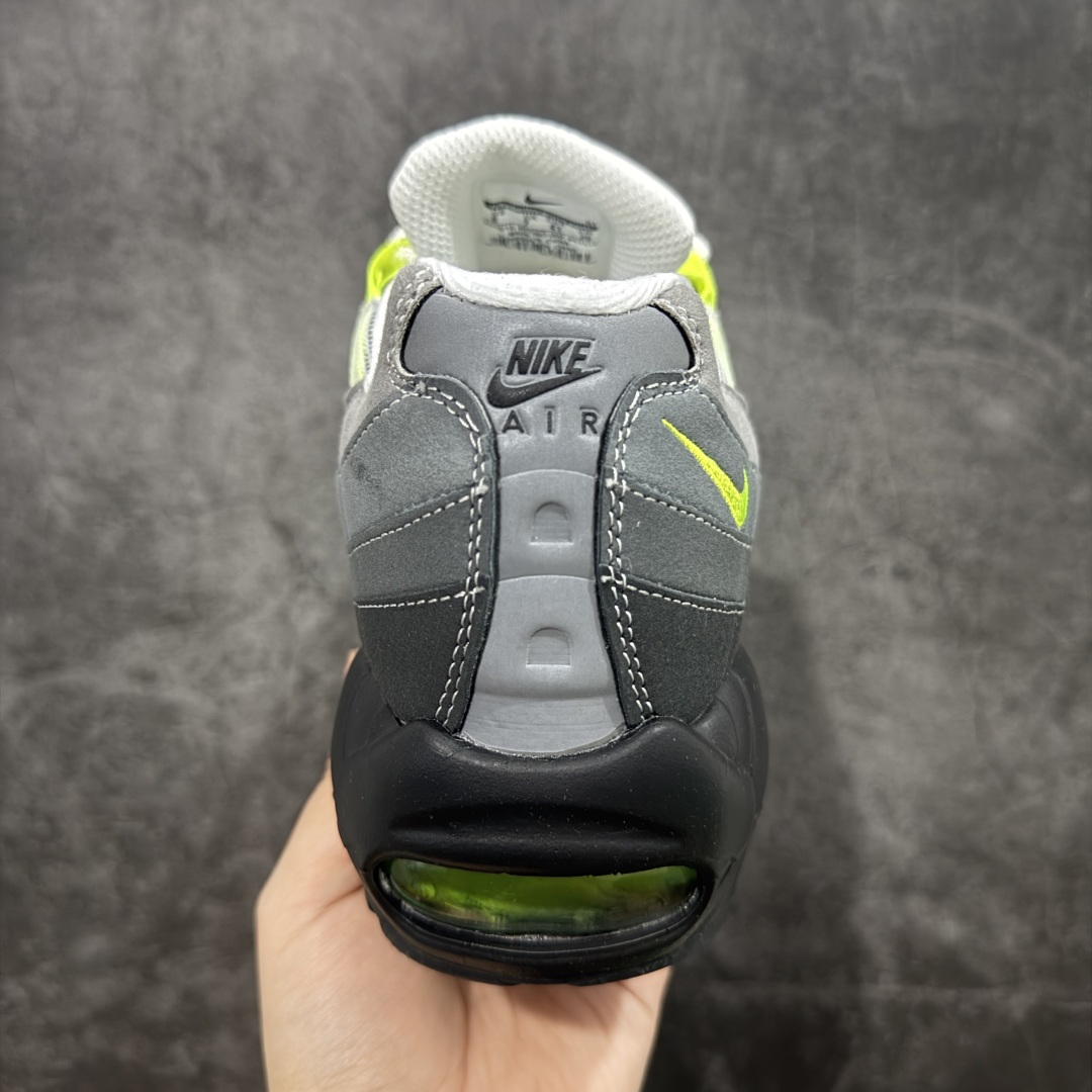 图片[4]-【EM纯原/小绿x】NK Air Max 95 联名复古舒适气垫运动鞋 307960-002 全部配色 原鞋开发生产 高度还原 一眼ZP既视感 男女鞋真标半码制 原楦原纸版数据开发 环保进口透气牛皮革材质 高弹EVA缓震中底组合开窗式Air气垫装置 外置防滑耐磨橡胶外底❗ 尺码：36 37.5 38 38.5 39 40 40.5 41 42 42.5 43 44 44.5 45 46 47.5-选品中心