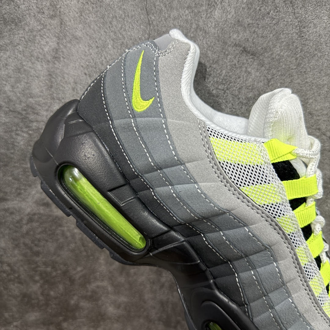图片[7]-【EM纯原/小绿x】NK Air Max 95 联名复古舒适气垫运动鞋 307960-002 全部配色 原鞋开发生产 高度还原 一眼ZP既视感 男女鞋真标半码制 原楦原纸版数据开发 环保进口透气牛皮革材质 高弹EVA缓震中底组合开窗式Air气垫装置 外置防滑耐磨橡胶外底❗ 尺码：36 37.5 38 38.5 39 40 40.5 41 42 42.5 43 44 44.5 45 46 47.5-选品中心