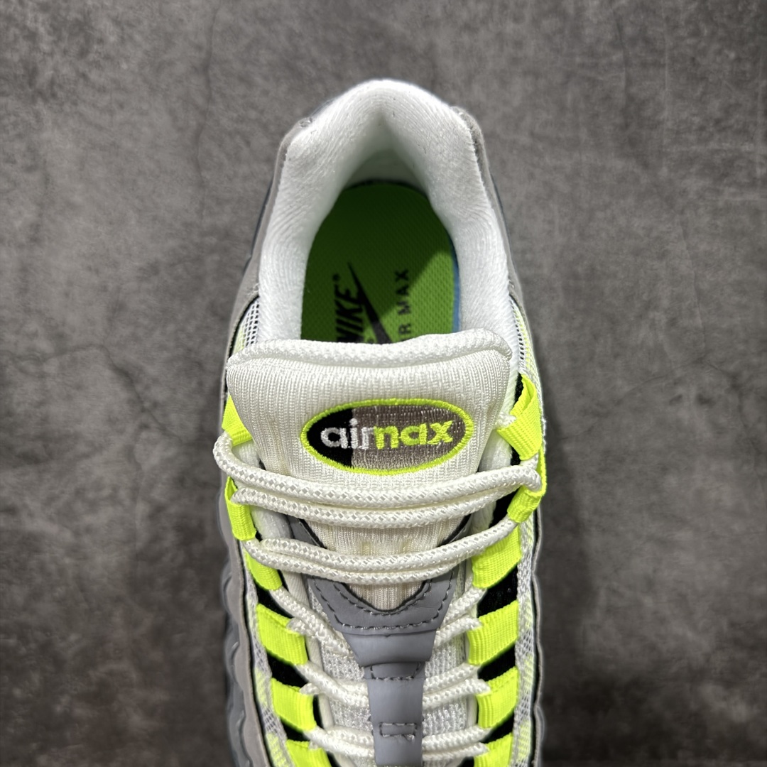 图片[8]-【EM纯原/小绿x】NK Air Max 95 联名复古舒适气垫运动鞋 307960-002 全部配色 原鞋开发生产 高度还原 一眼ZP既视感 男女鞋真标半码制 原楦原纸版数据开发 环保进口透气牛皮革材质 高弹EVA缓震中底组合开窗式Air气垫装置 外置防滑耐磨橡胶外底❗ 尺码：36 37.5 38 38.5 39 40 40.5 41 42 42.5 43 44 44.5 45 46 47.5-选品中心
