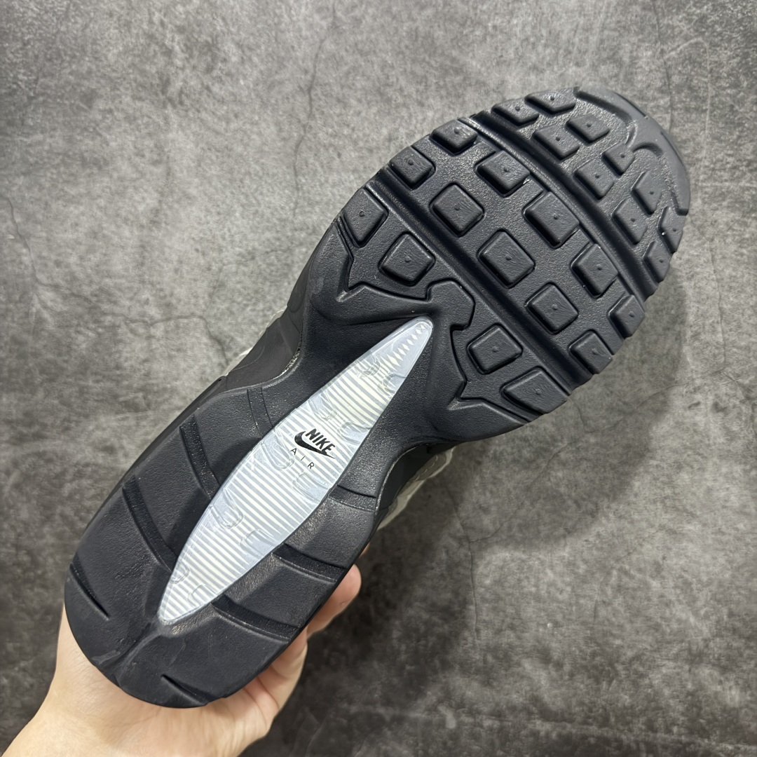 图片[9]-【EM纯原/小绿x】NK Air Max 95 OG 联名复古舒适气垫运动鞋 CD1529-001 全部配色 原鞋开发生产 高度还原 一眼ZP既视感 男女鞋真标半码制 原楦原纸版数据开发 环保进口透气牛皮革材质 高弹EVA缓震中底组合开窗式Air气垫装置 外置防滑耐磨橡胶外底❗ 尺码：36 37.5 38 38.5 39 40 40.5 41 42 42.5 43 44 44.5 45 46 47.5-选品中心