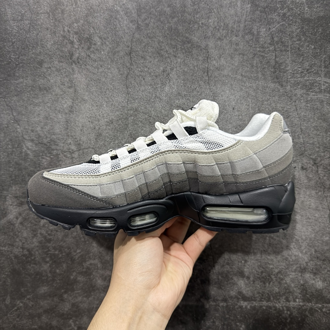 图片[2]-【EM纯原/小绿x】NK Air Max 95 OG 联名复古舒适气垫运动鞋 AT2865-003 全部配色 原鞋开发生产 高度还原 一眼ZP既视感 男女鞋真标半码制 原楦原纸版数据开发 环保进口透气牛皮革材质 高弹EVA缓震中底组合开窗式Air气垫装置 外置防滑耐磨橡胶外底❗ 尺码：36 37.5 38 38.5 39 40 40.5 41 42 42.5 43 44 44.5 45 46 47.5-选品中心