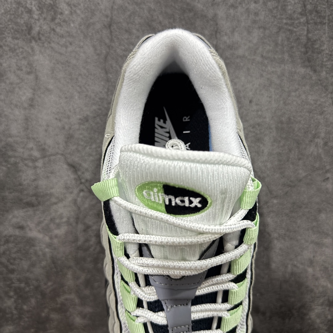图片[8]-【EM纯原/小绿x】NK Air Max 95 OG 联名复古舒适气垫运动鞋 CD7495-101 全部配色 原鞋开发生产 高度还原 一眼ZP既视感 男女鞋真标半码制 原楦原纸版数据开发 环保进口透气牛皮革材质 高弹EVA缓震中底组合开窗式Air气垫装置 外置防滑耐磨橡胶外底❗ 尺码：36 37.5 38 38.5 39 40 40.5 41 42 42.5 43 44 44.5 45 46 47.5-选品中心