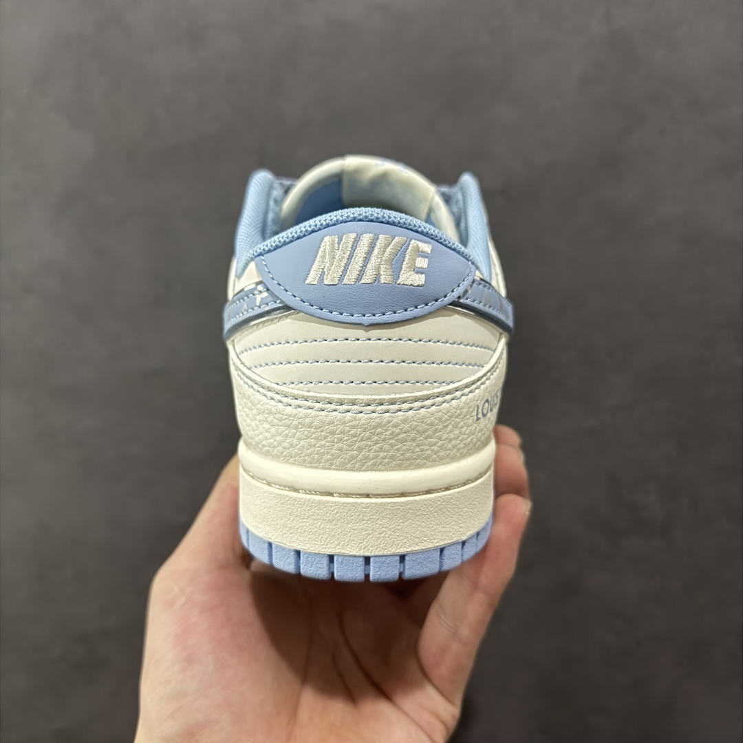 图片[4]-【定制版】Louis Vuitton x Nk SB Dunk Low 定制配色 Lv联名 Dunk系列复古低帮休闲百搭板鞋 JY6988-109 公司级版本 定制鞋盒 大厂流水作业生产 超高清洁度 皮料切割干净无任何毛边 细节完美   尺码：36 36.5 37.5 38 38.5 39 40 40.5 41 42 42.5 43 44 44.5 45-选品中心