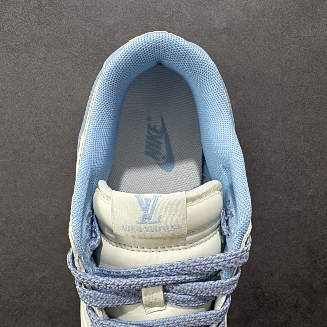 图片[7]-【定制版】Louis Vuitton x Nk SB Dunk Low 定制配色 Lv联名 Dunk系列复古低帮休闲百搭板鞋 JY6988-109 公司级版本 定制鞋盒 大厂流水作业生产 超高清洁度 皮料切割干净无任何毛边 细节完美   尺码：36 36.5 37.5 38 38.5 39 40 40.5 41 42 42.5 43 44 44.5 45-选品中心