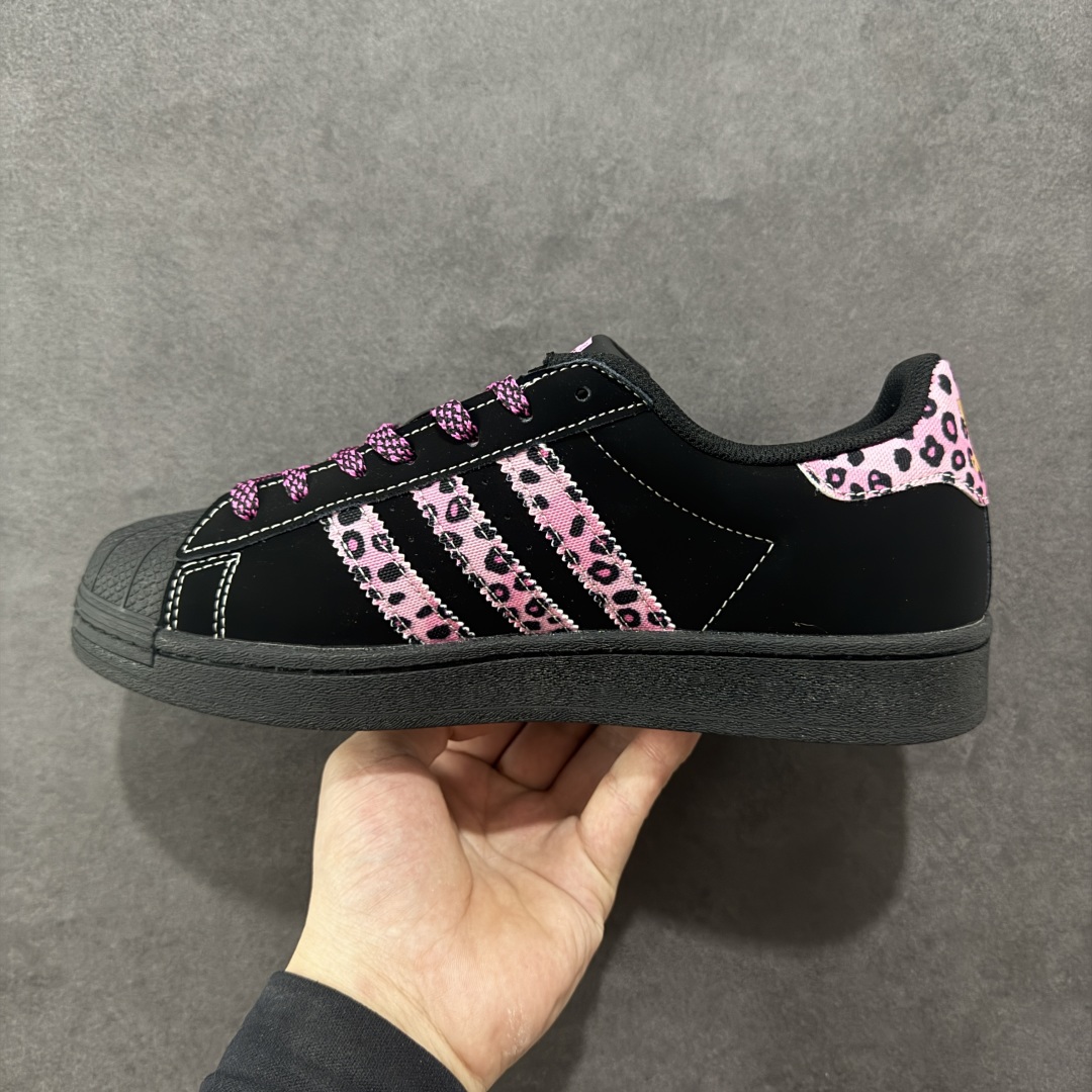 图片[2]-【定制版】AD Originals Superstar x PINK PANTHER 黑粉 采用全新头层拼接皮革材质 后跟采用特色3D立体印字 渠道正品订单 诠释市场最高工艺水平 全鞋进口头层皮料打造 区别市面普通真标版本，进出专柜无压力 货号：AD8018 尺码：36-45-选品中心