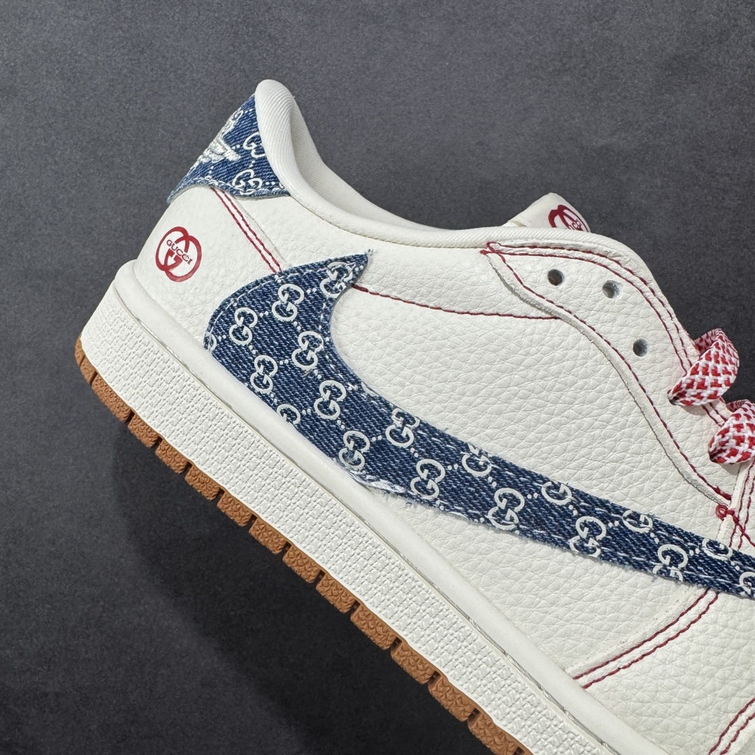 图片[6]-【定制版】Travis Scott x Fragment Design x Air Jordan 1 Low OG SP AJ1 乔1 古驰联名 红线牛仔 低帮文化休闲板鞋 XQ1979-001 #多方联名合作融合了Travis Scott 独特的音乐风格，藤原浩个性的设计风格以及Jordan品牌的经典元素 使其成为一双具有独特身份和价值的鞋子 清新而立体的外观加上联名标识更突出了其独特身份 这种配色方案显示出活力和时尚感 在视觉上引人注目 鞋身的质感和细腻的细节处理使其显得高端而格调十足 这款“倒钩”联名是设计与创意完美结合 融合多方的个性风格是一款备受瞩目的潮流鞋款 尺码：36 36.5 37.5 38 38.5 39 40 40.5 41 42 42.5 43 44 44.5 45-选品中心