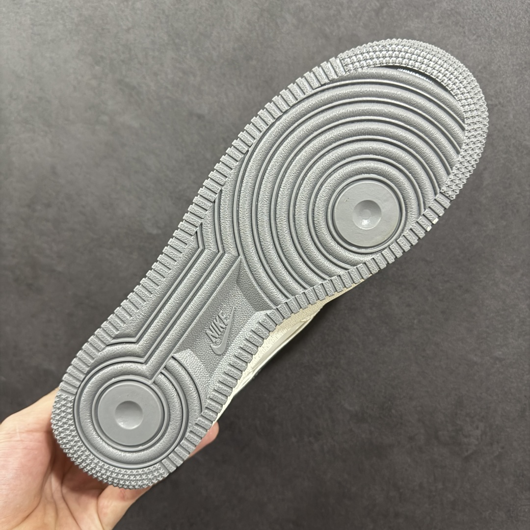 图片[9]-【定制版】Nike Air Force 1\’07 Low OFF-WHITE联名 米灰英文反光 空军一号低帮休闲板鞋 KJ1688-004  #原楦头原纸板 原装鞋盒 定制五金配件 内置全掌气垫 原厂鞋底   尺码：36 36.5 37.5 38 38.5 39 40 40.5 41 42 42.5 43 44 44.5 45-选品中心