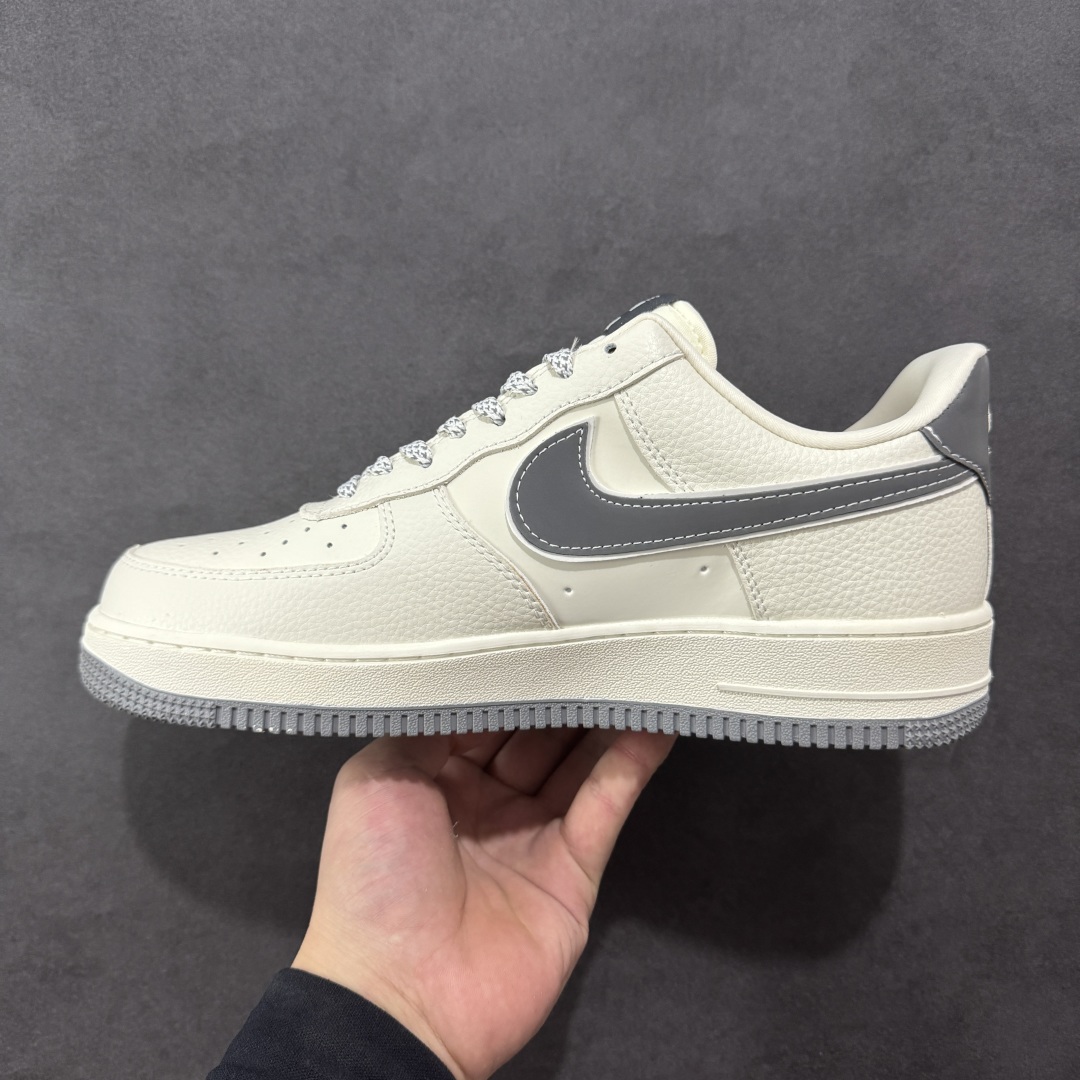 图片[2]-【定制版】Nike Air Force 1\’07 Low OFF-WHITE联名 米灰英文反光 空军一号低帮休闲板鞋 KJ1688-004  #原楦头原纸板 原装鞋盒 定制五金配件 内置全掌气垫 原厂鞋底   尺码：36 36.5 37.5 38 38.5 39 40 40.5 41 42 42.5 43 44 44.5 45-选品中心