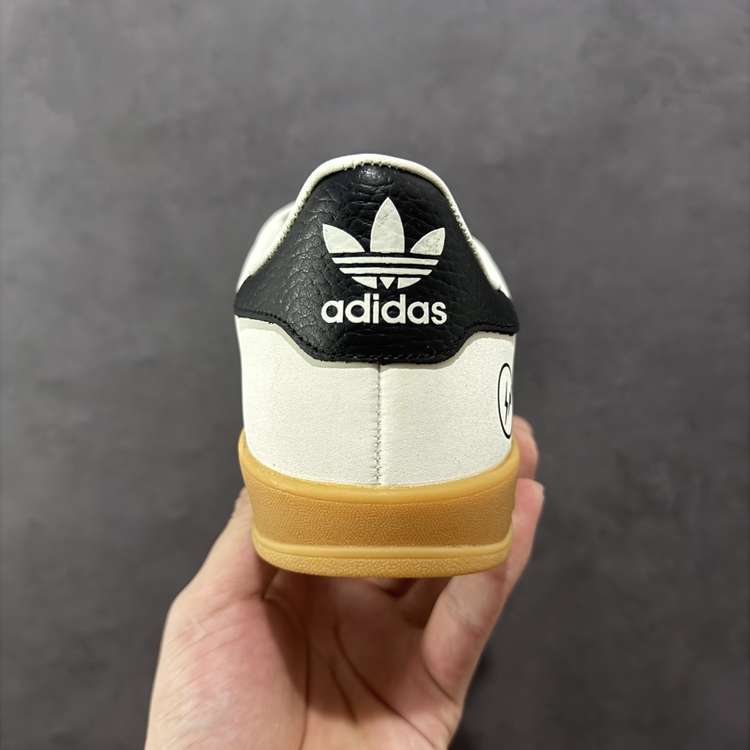 图片[4]-【定制版】Adidas 德训鞋 闪电联名 高端定制 大厂纯原品质出货 超高清洁度 细节完美 舒适百搭 低帮休闲板鞋 男女同款 货号：SC9207-722 尺码：36 36.5 37.5 38 38.5 39 40 40.5 41 42 42.5 43 44 44.5 45-选品中心