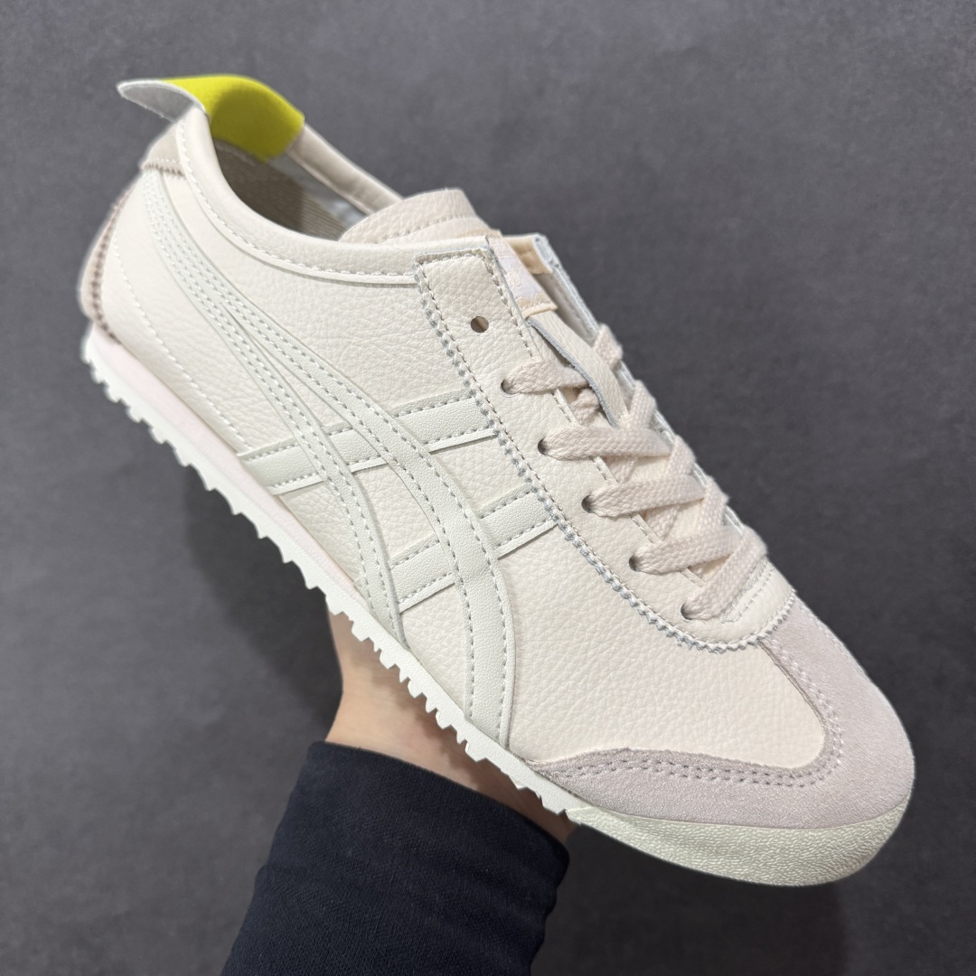 图片[3]-【公司级】Asics Onitsuka Tiger MEXICO 66 亚瑟士鬼冢虎复古经典板鞋 头层材料 质感柔软度满分 长期生产补货永不断码 超成熟稳定的做工品控 原装全套纸板楦头开发 原汁原味 完美呈现版型 私模正确鞋底咬花纹路 一比一鞋头弧度高度鞋身弧度 绝不口嗨 细节品控鞋型随意秒杀市面 原档咬花纹路私模大底 一个单元有六个三角形 总体形拼接呈现花瓣状 官方四联吊牌 原装Ortholite轻量化鞋垫 原盒原配 质保卡 说明书 钢印防尘纸 纸板中底带钢印 乳胶组合鞋垫 支持全方位的对比专柜 产品从款式颜色造型上体现出追求舒适和细节的完美 鞋类更是推崇手工制作的严谨与完美 融舒适性与可穿性的设计风格 注重细节的完美和别致魅力 既保持稳重 又不失轻松的时尚感 尺码：36 37 37.5 38 39 39.5 40 40.5 41.5 42 42.5 43.5 44 45-选品中心