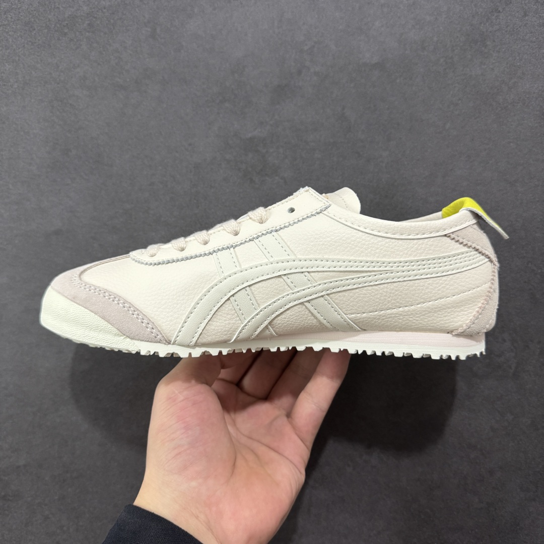 图片[2]-【公司级】Asics Onitsuka Tiger MEXICO 66 亚瑟士鬼冢虎复古经典板鞋 头层材料 质感柔软度满分 长期生产补货永不断码 超成熟稳定的做工品控 原装全套纸板楦头开发 原汁原味 完美呈现版型 私模正确鞋底咬花纹路 一比一鞋头弧度高度鞋身弧度 绝不口嗨 细节品控鞋型随意秒杀市面 原档咬花纹路私模大底 一个单元有六个三角形 总体形拼接呈现花瓣状 官方四联吊牌 原装Ortholite轻量化鞋垫 原盒原配 质保卡 说明书 钢印防尘纸 纸板中底带钢印 乳胶组合鞋垫 支持全方位的对比专柜 产品从款式颜色造型上体现出追求舒适和细节的完美 鞋类更是推崇手工制作的严谨与完美 融舒适性与可穿性的设计风格 注重细节的完美和别致魅力 既保持稳重 又不失轻松的时尚感 尺码：36 37 37.5 38 39 39.5 40 40.5 41.5 42 42.5 43.5 44 45-选品中心