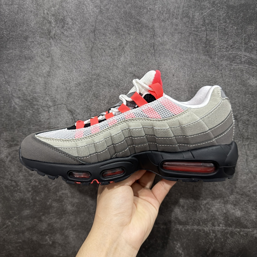 图片[2]-【EM纯原/小绿x】NK Air Max 95 OG 联名复古舒适气垫运动鞋 AT2865-100 全部配色 原鞋开发生产 高度还原 一眼ZP既视感 男女鞋真标半码制 原楦原纸版数据开发 环保进口透气牛皮革材质 高弹EVA缓震中底组合开窗式Air气垫装置 外置防滑耐磨橡胶外底❗ 尺码：36 37.5 38 38.5 39 40 40.5 41 42 42.5 43 44 44.5 45 46 47.5-选品中心