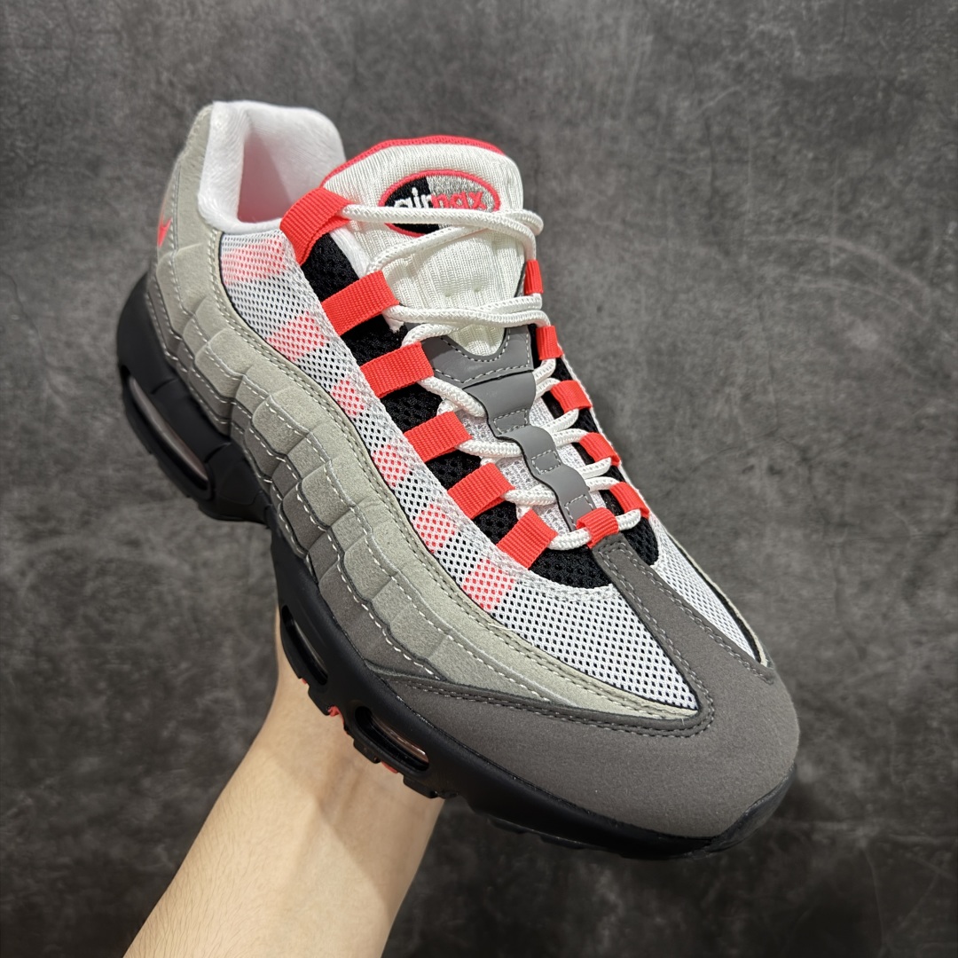 图片[3]-【EM纯原/小绿x】NK Air Max 95 OG 联名复古舒适气垫运动鞋 AT2865-100 全部配色 原鞋开发生产 高度还原 一眼ZP既视感 男女鞋真标半码制 原楦原纸版数据开发 环保进口透气牛皮革材质 高弹EVA缓震中底组合开窗式Air气垫装置 外置防滑耐磨橡胶外底❗ 尺码：36 37.5 38 38.5 39 40 40.5 41 42 42.5 43 44 44.5 45 46 47.5-选品中心