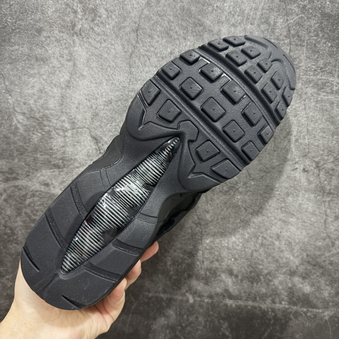 图片[9]-【EM纯原/小绿x】NK Air Max 95 OG 联名复古舒适气垫运动鞋 CI3705-001 全部配色 原鞋开发生产 高度还原 一眼ZP既视感 男女鞋真标半码制 原楦原纸版数据开发 环保进口透气牛皮革材质 高弹EVA缓震中底组合开窗式Air气垫装置 外置防滑耐磨橡胶外底❗ 尺码：36 37.5 38 38.5 39 40 40.5 41 42 42.5 43 44 44.5 45 46 47.5-选品中心